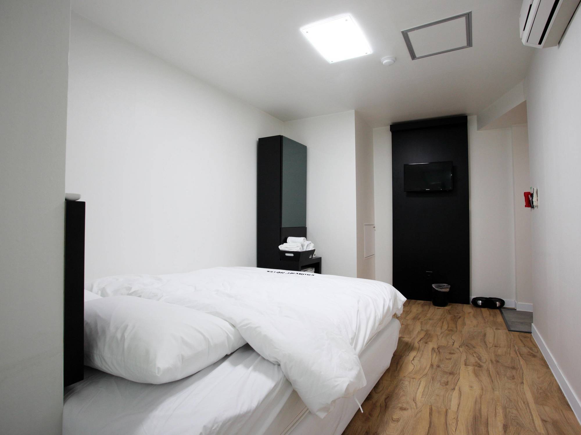 Ekonomy Hotel Myeongdong Central Seul Exterior foto